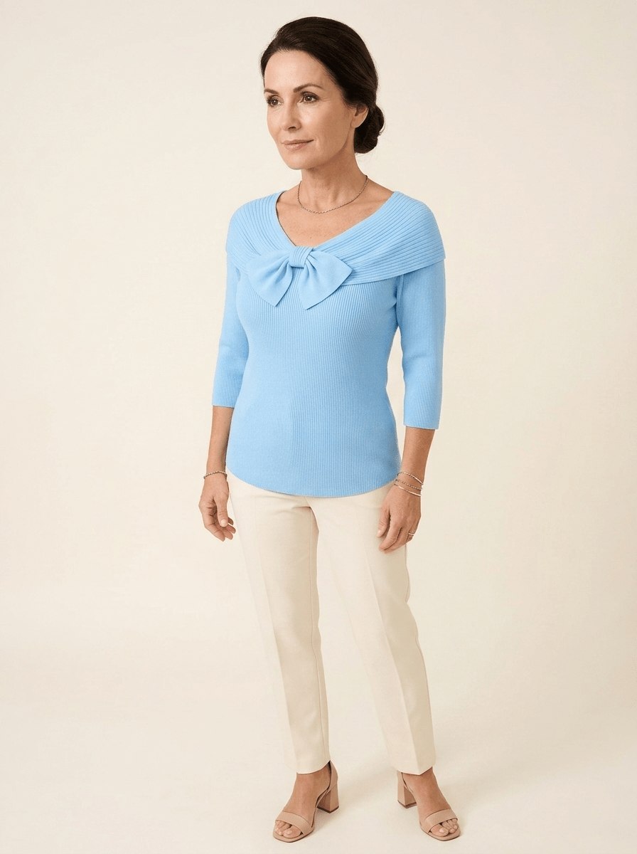 Neeko sweater Blue front
