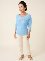 Neeko sweater Blue front