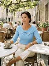 Neeko sweater lifestyle cafe